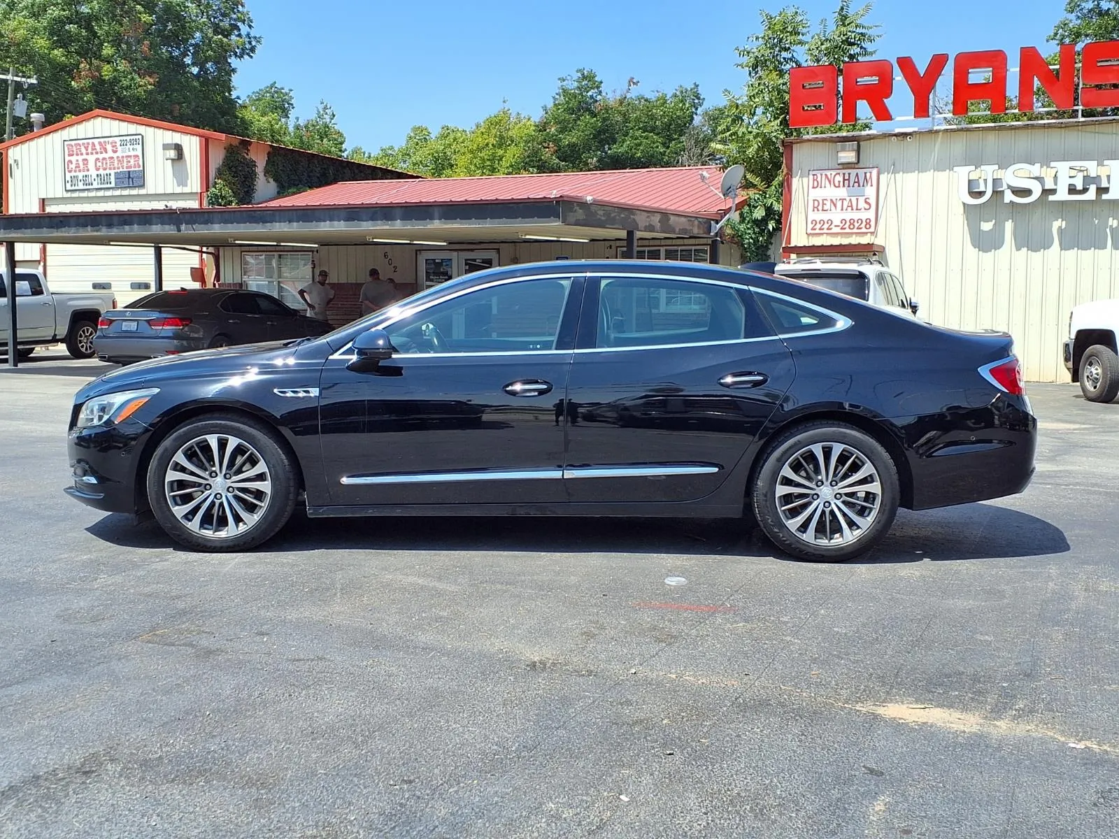 Buick LaCrosse photo 16