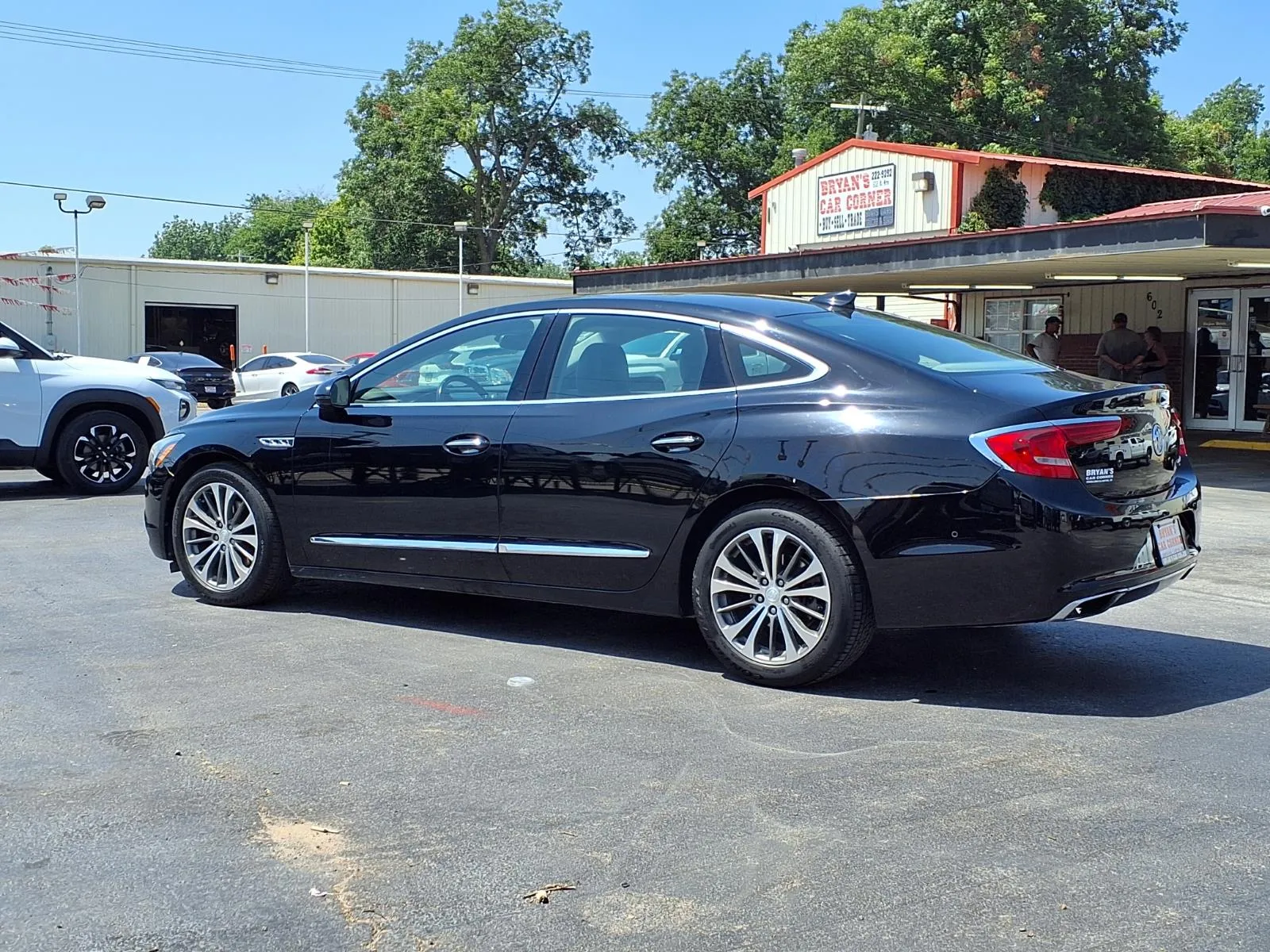 Buick LaCrosse photo 17