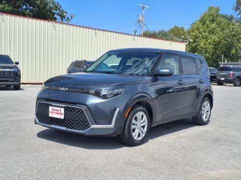 Gray 2024 KIA SOUL LX for sale in Chickasha, OK