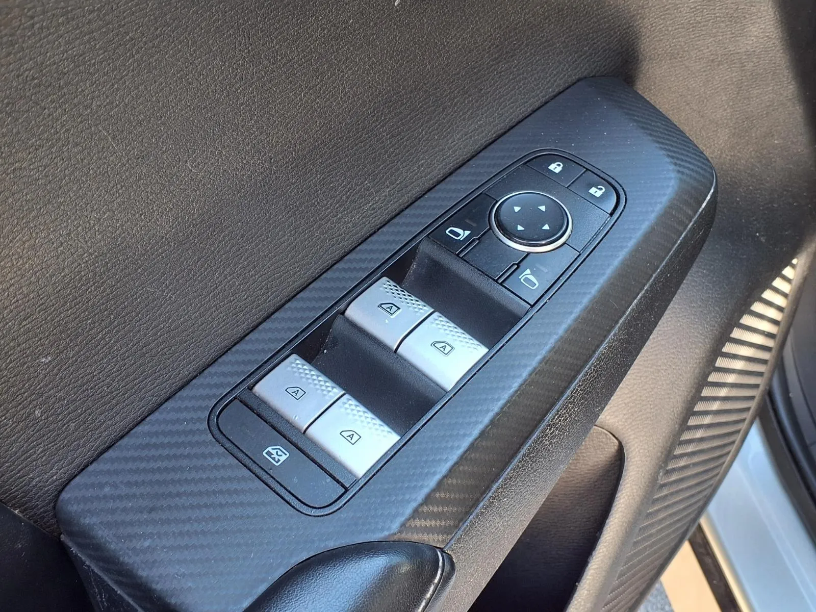 Mitsubishi Outlander photo 4