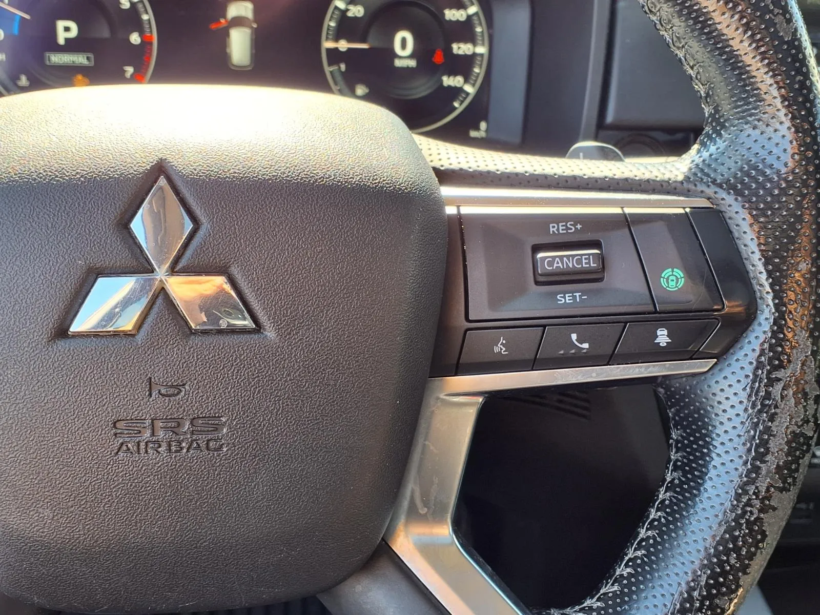 Mitsubishi Outlander photo 6
