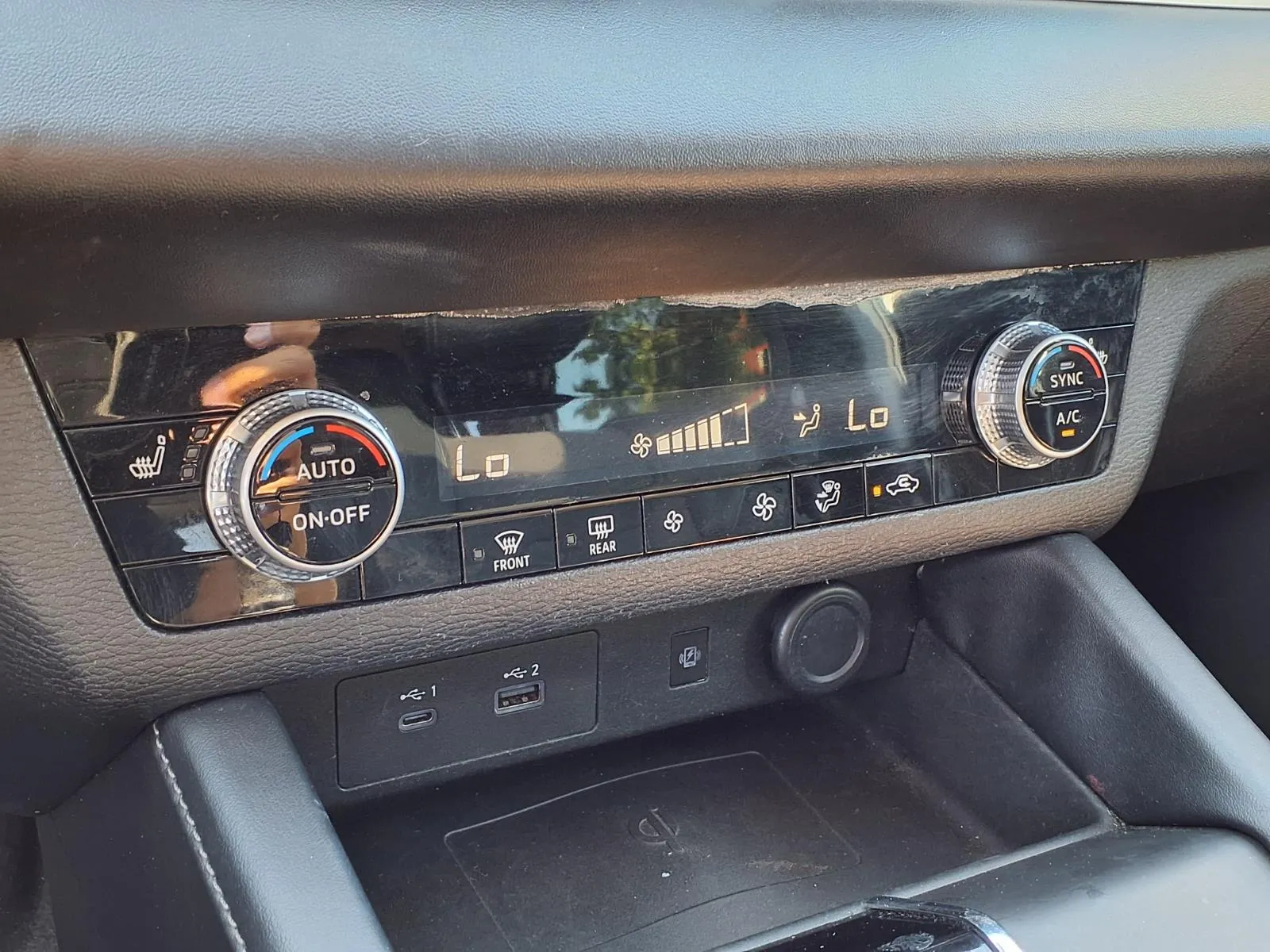 Mitsubishi Outlander photo 9