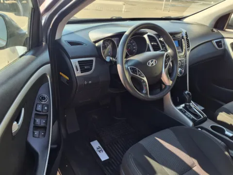 More photos of 2017 HYUNDAI ELANTRA GT at Bryan's Car Corner Chickasha, OK
