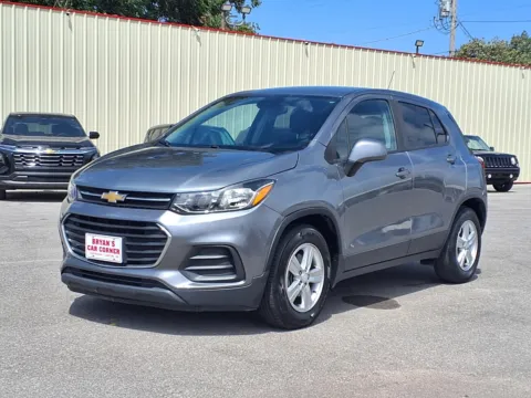 Gray 2020 CHEVROLET TRAX LS for sale in Chickasha, OK