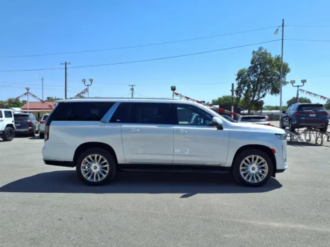 Photos of 2021 CADILLAC ESCALADE ESV PREMIUM LUXURY for sale in Chickasha, OK at Bryan's Car Corner Chickasha