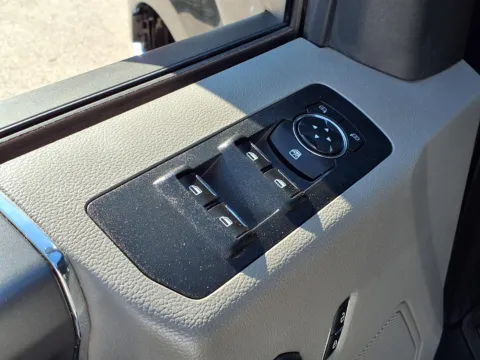 More photos of 2018 FORD F-150 SUPERCREW at Bryan's Car Corner Chickasha, OK