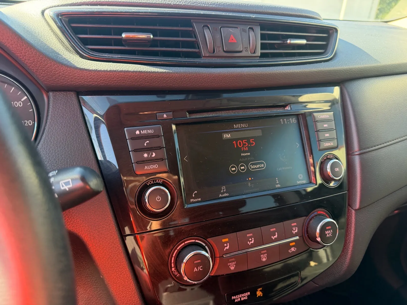 Nissan Rogue photo 14