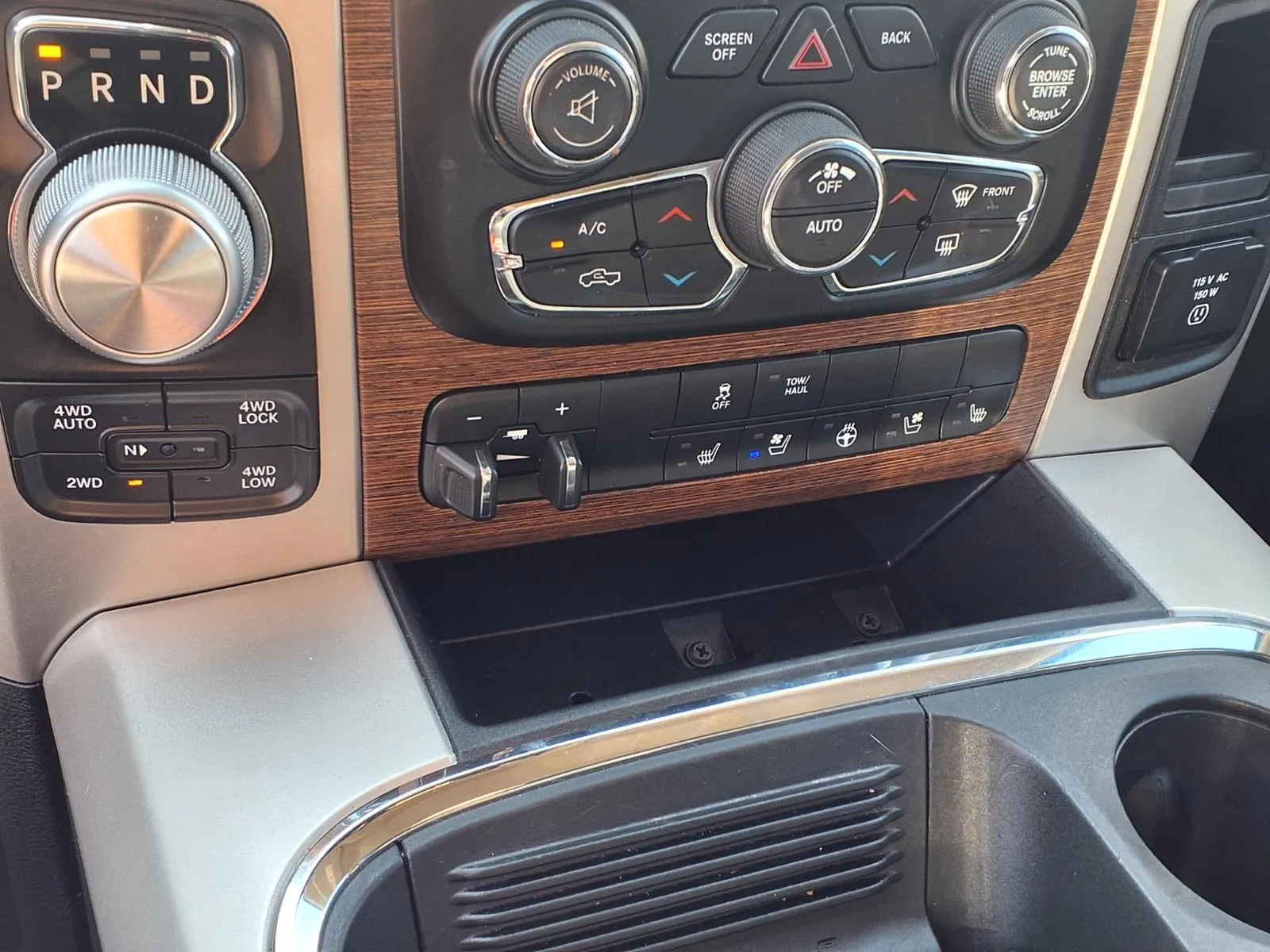 Ram 1500 photo 8