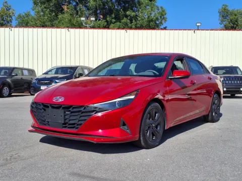 Red 2022 HYUNDAI ELANTRA SEL for sale in Chickasha, OK