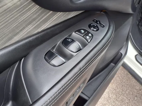 More photos of 2015 NISSAN MURANO S at Bryan's Car Corner Chickasha, OK