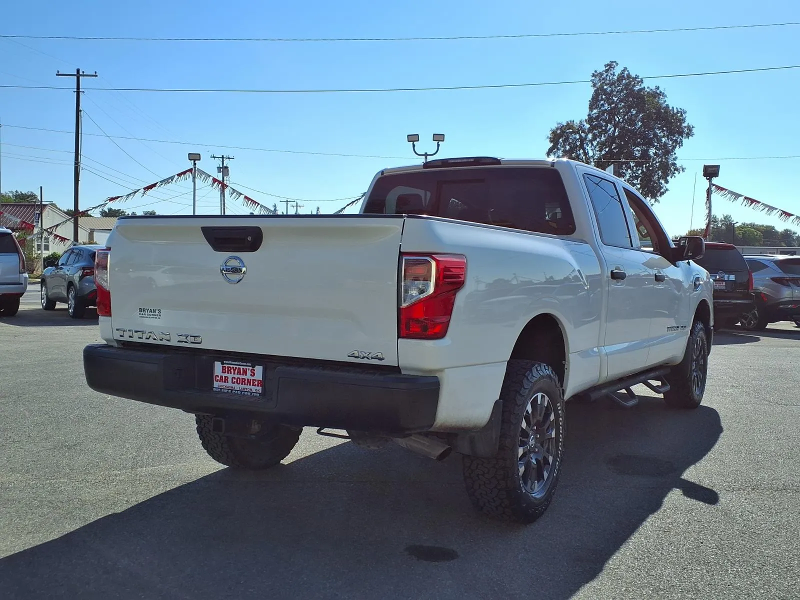 Nissan Titan photo 19