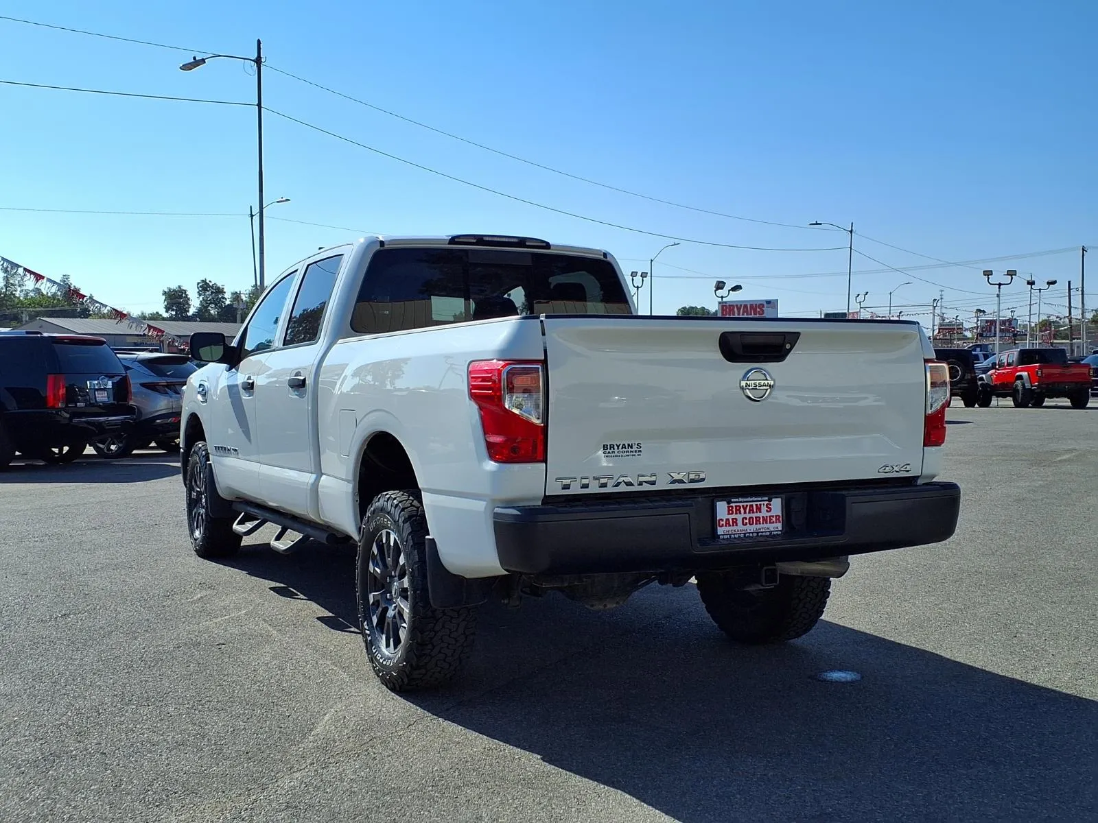 Nissan Titan photo 3