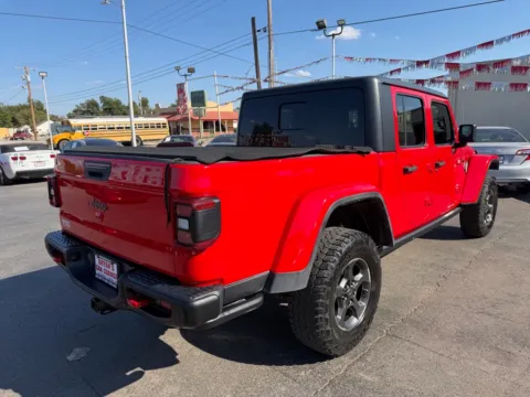 More photos of 2020 JEEP GLADIATOR RUBICON at Bryan's Car Corner Chickasha, OK