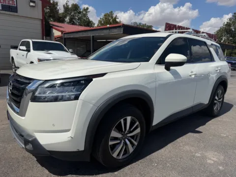 White 2022 NISSAN PATHFINDER SL for sale in Chickasha, OK