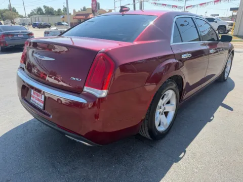 More photos of 2020 CHRYSLER 300 LIMITED at Bryan's Car Corner Chickasha, OK