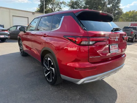 Another view of 2024 MITSUBISHI OUTLANDER SE for sale in Chickasha, OK at Bryan's Car Corner Chickasha
