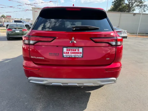 More photos of 2024 MITSUBISHI OUTLANDER SE at Bryan's Car Corner Chickasha, OK