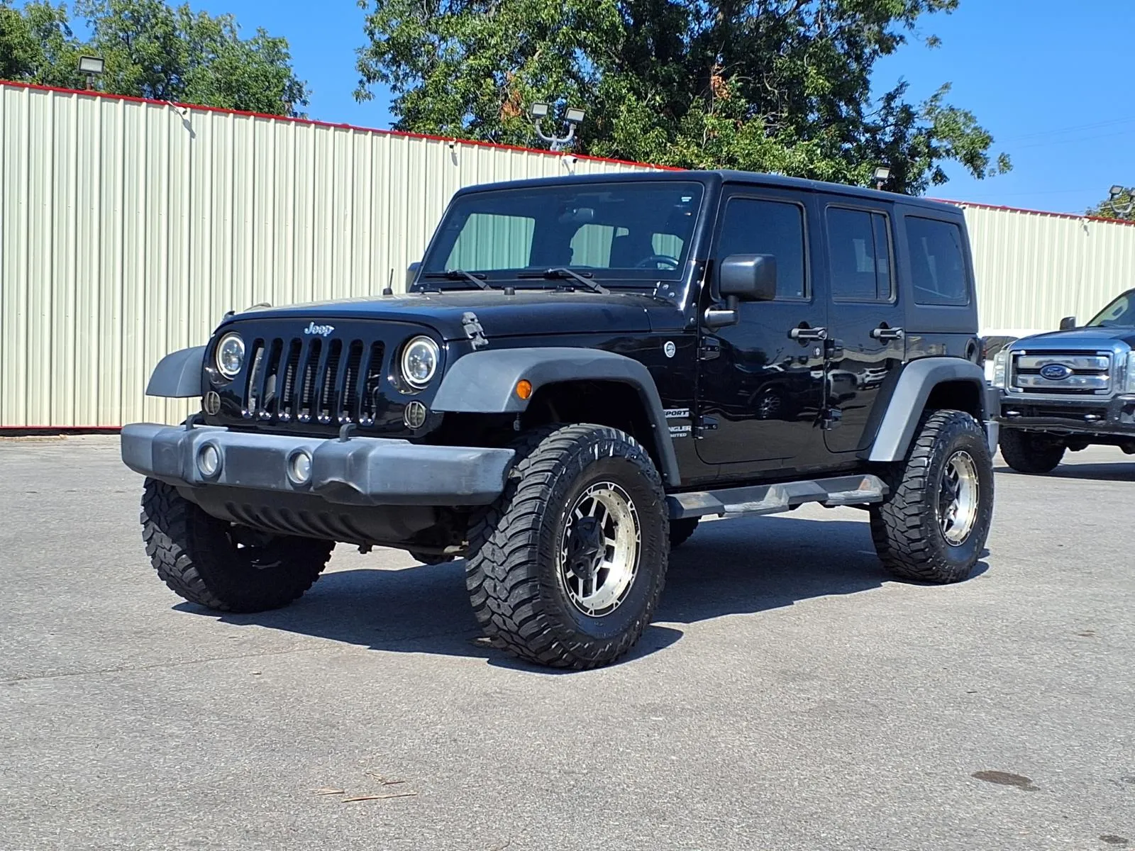 Jeep Wrangler photo 25