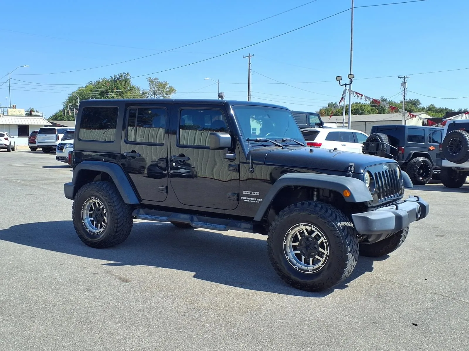 Jeep Wrangler photo 2