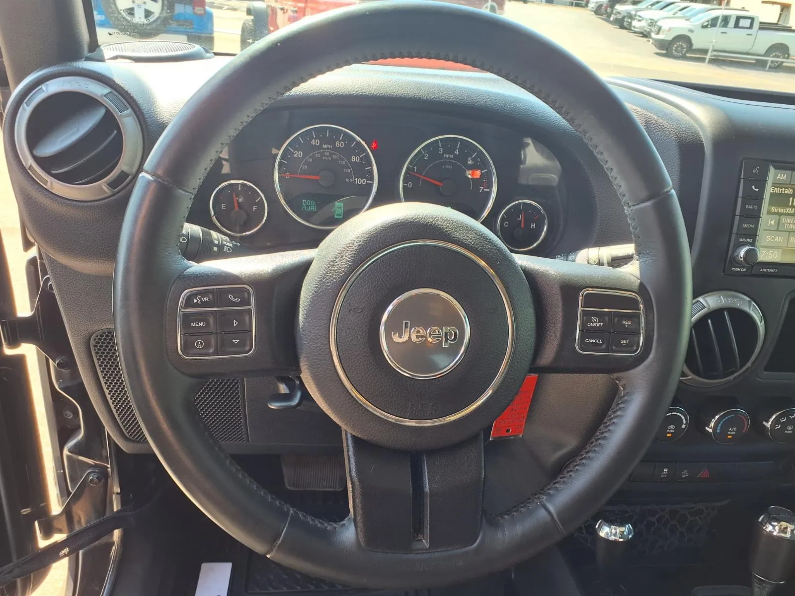 Jeep Wrangler photo 5
