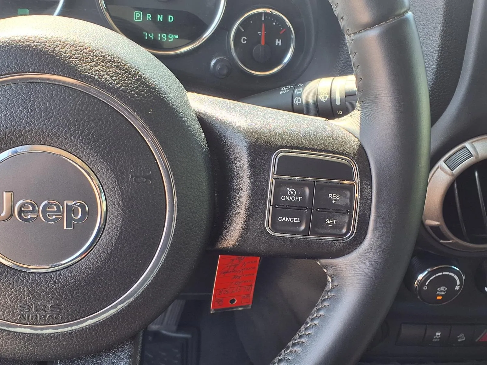 Jeep Wrangler photo 7