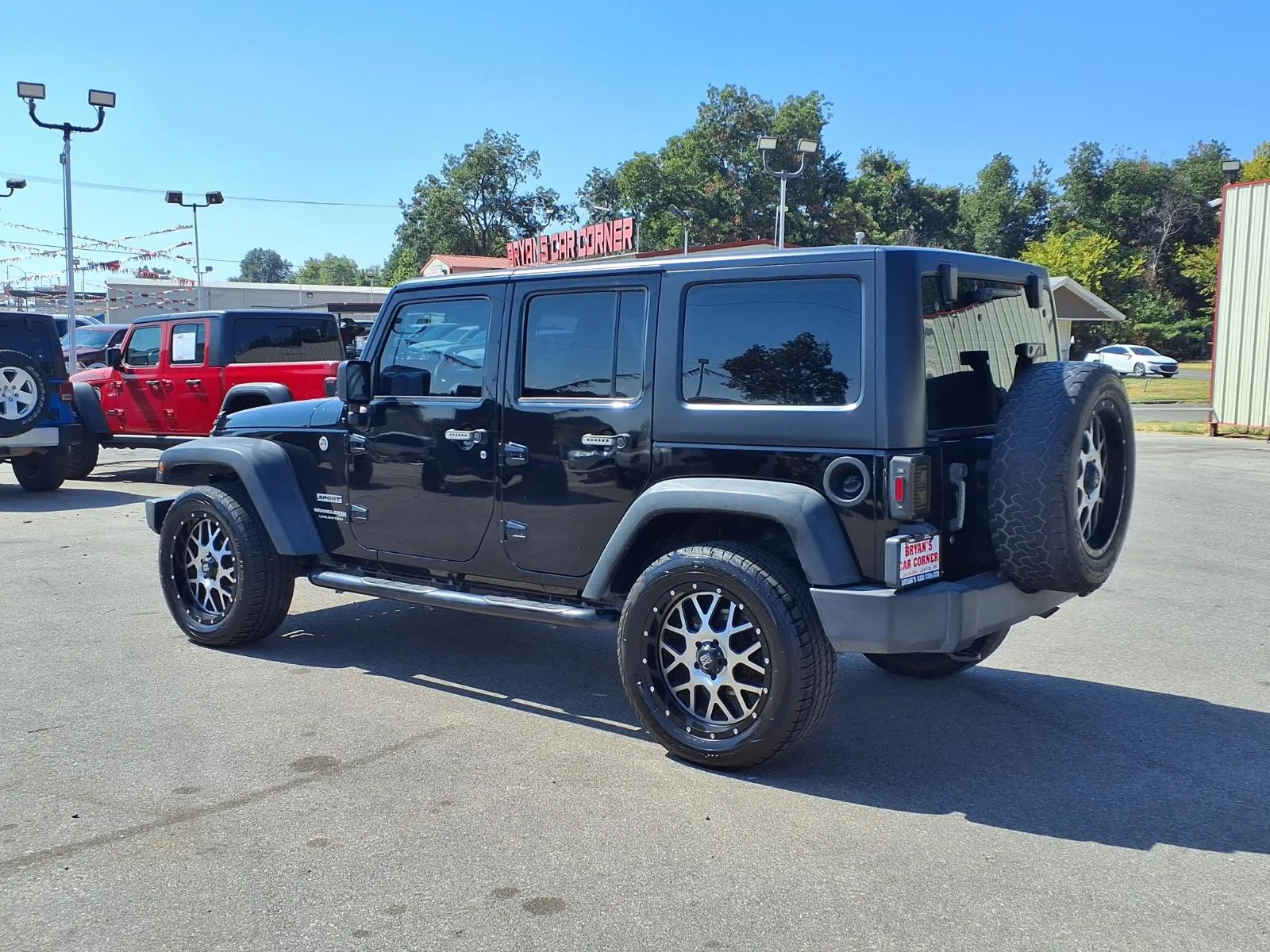Jeep Wrangler photo 3