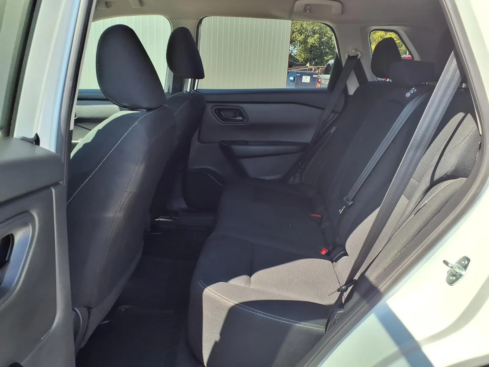 Nissan Rogue photo 11