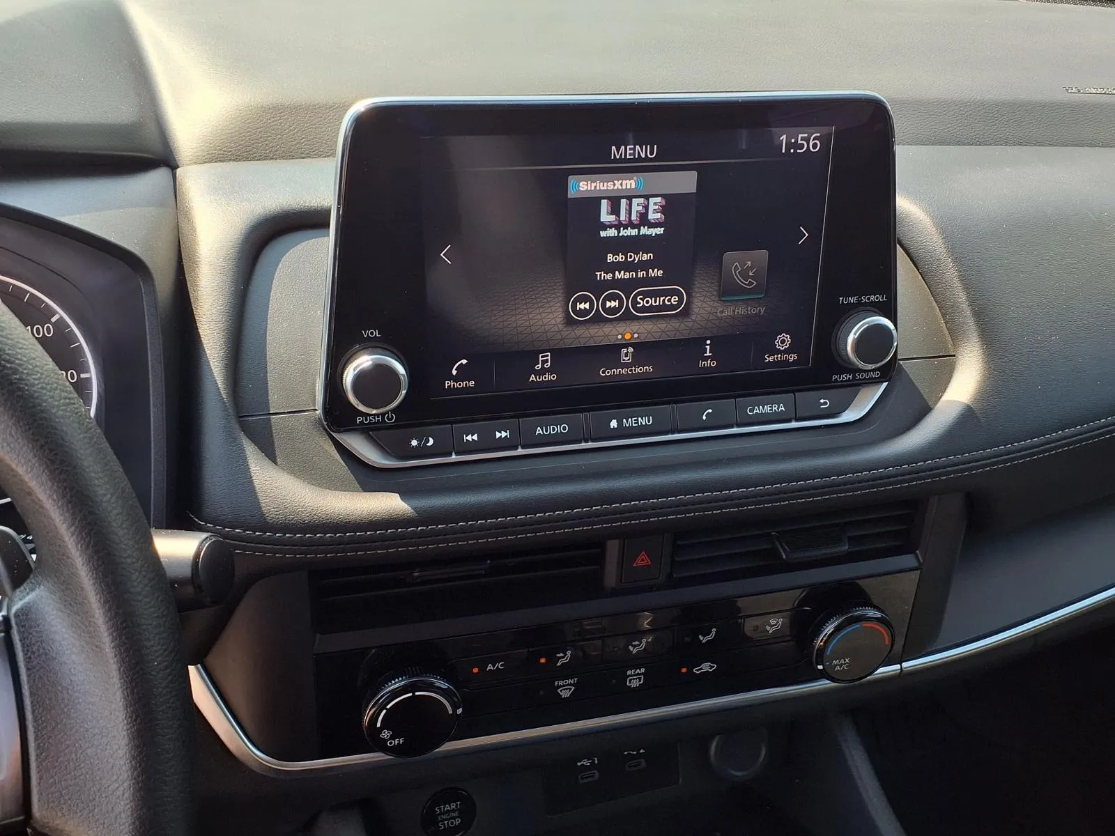 Nissan Rogue photo 7