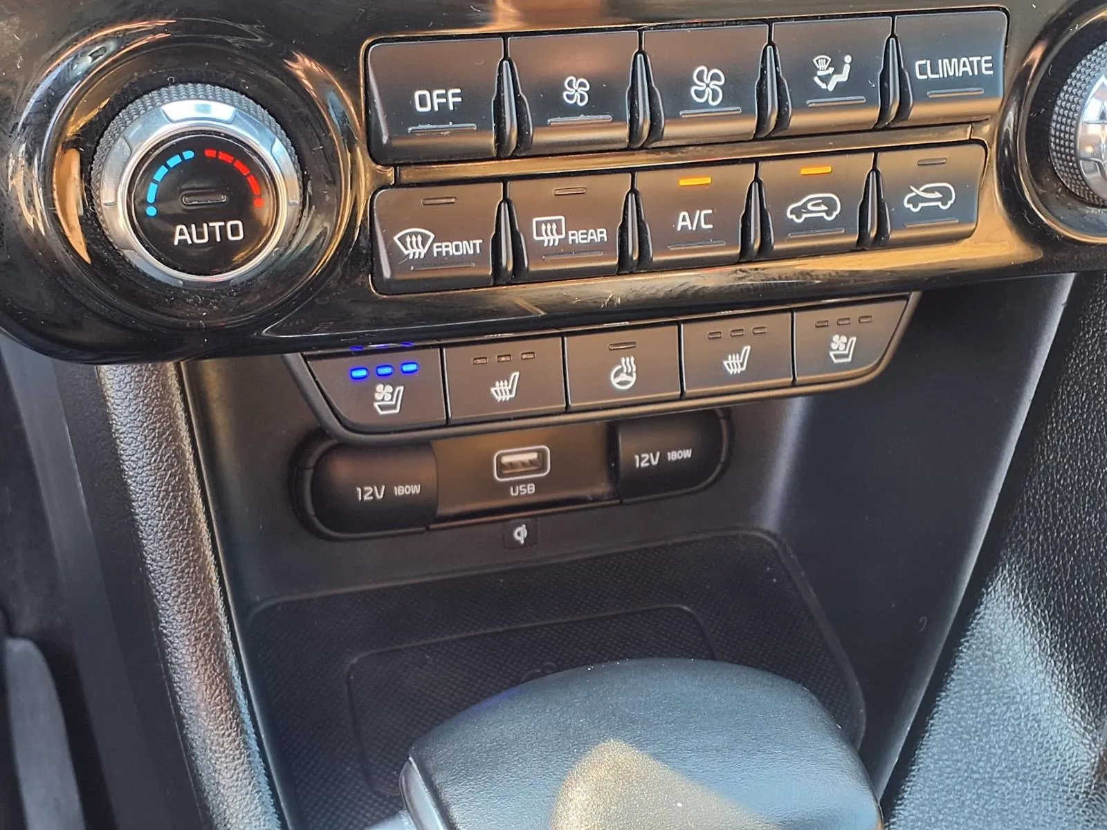 Kia Sportage photo 9