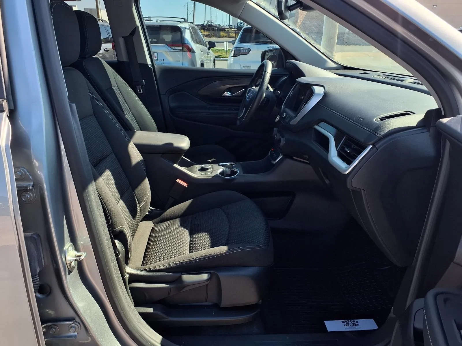 GMC Terrain photo 14