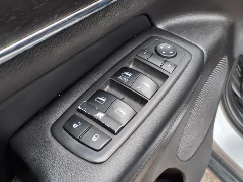 More photos of 2018 JEEP GRAND CHEROKEE LIMITED at Bryan's Car Corner Chickasha, OK
