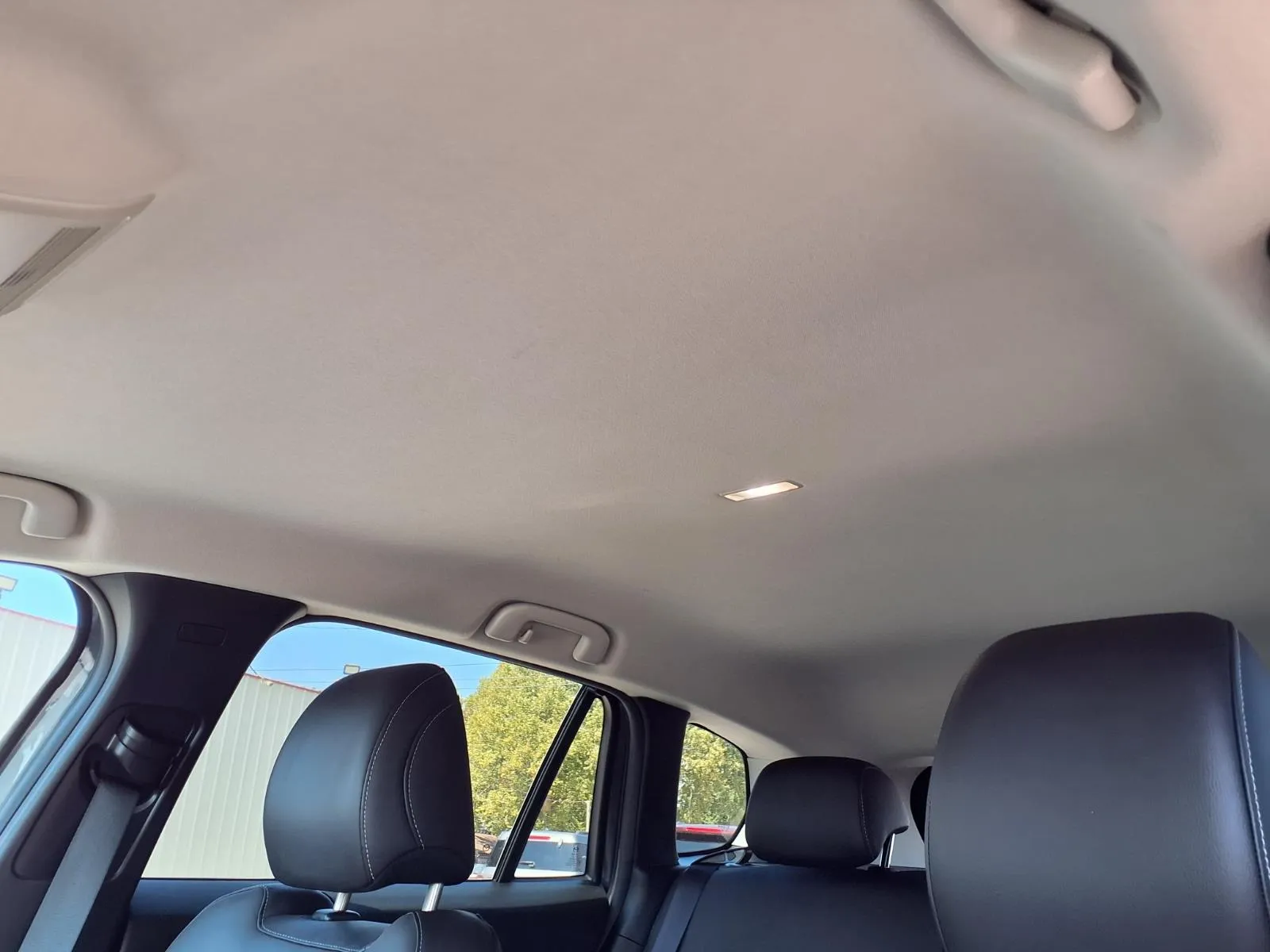 Mazda CX-50 photo 10