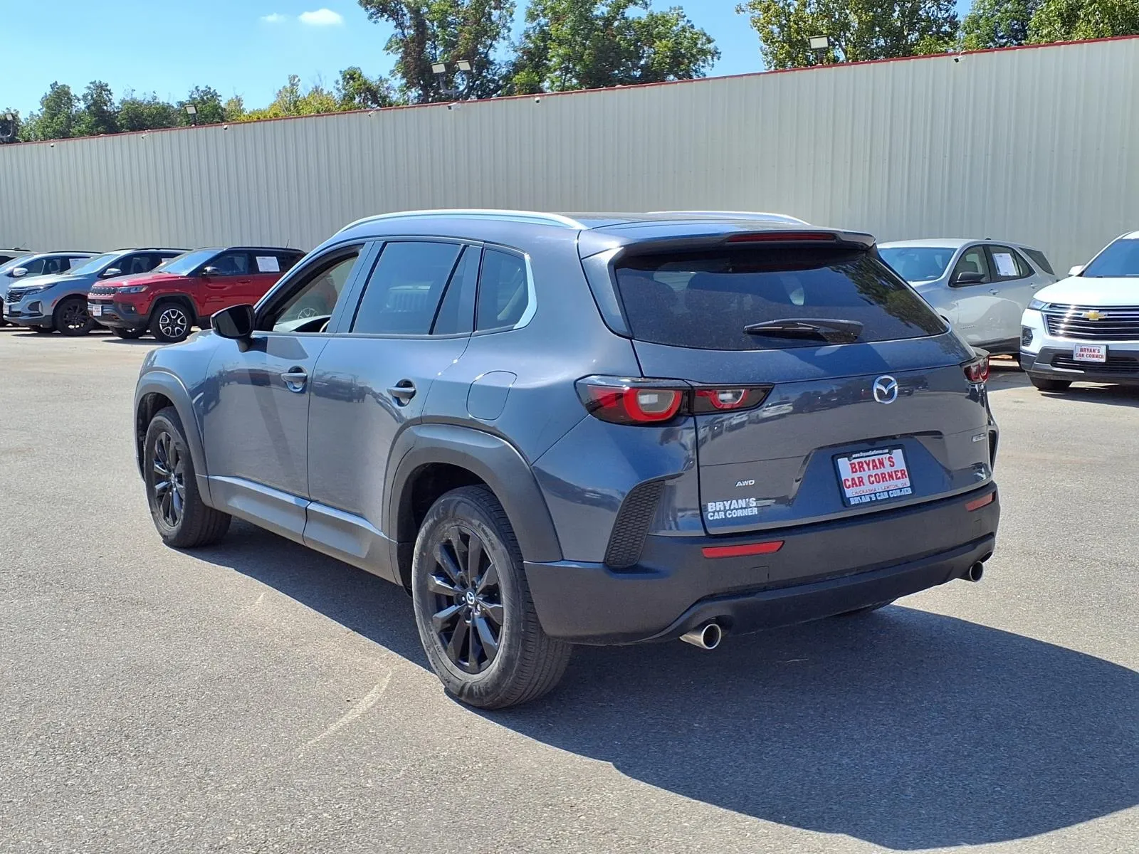 Mazda CX-50 photo 17