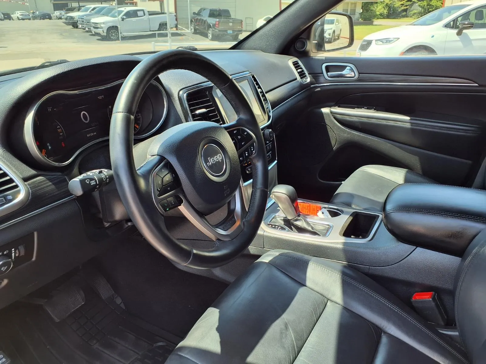Jeep Grand Cherokee photo 12