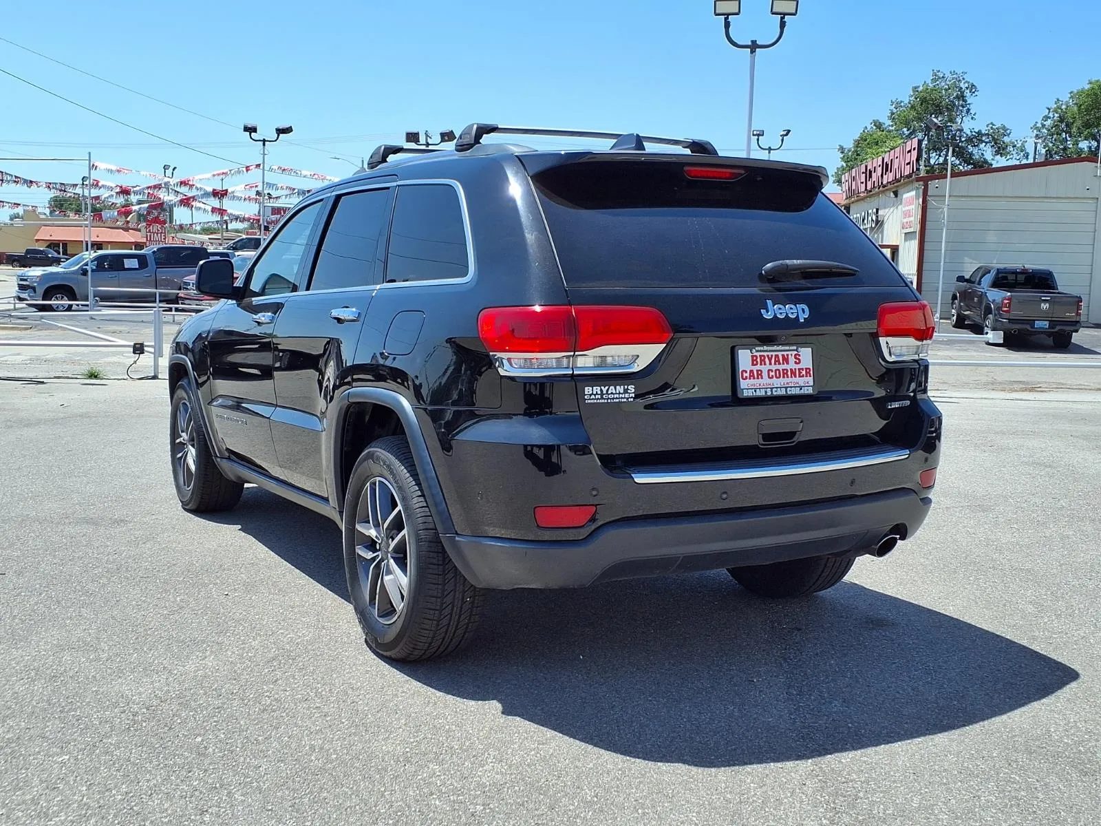 Jeep Grand Cherokee photo 3