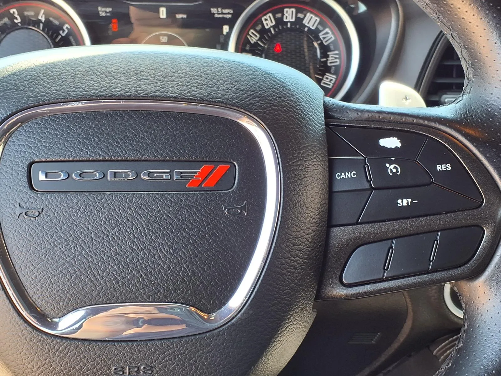 Dodge Challenger photo 7