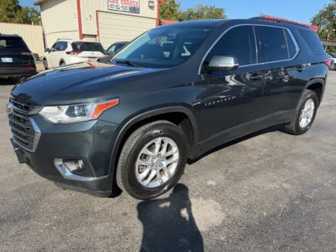 Blue 2019 CHEVROLET TRAVERSE LT for sale in Chickasha, OK