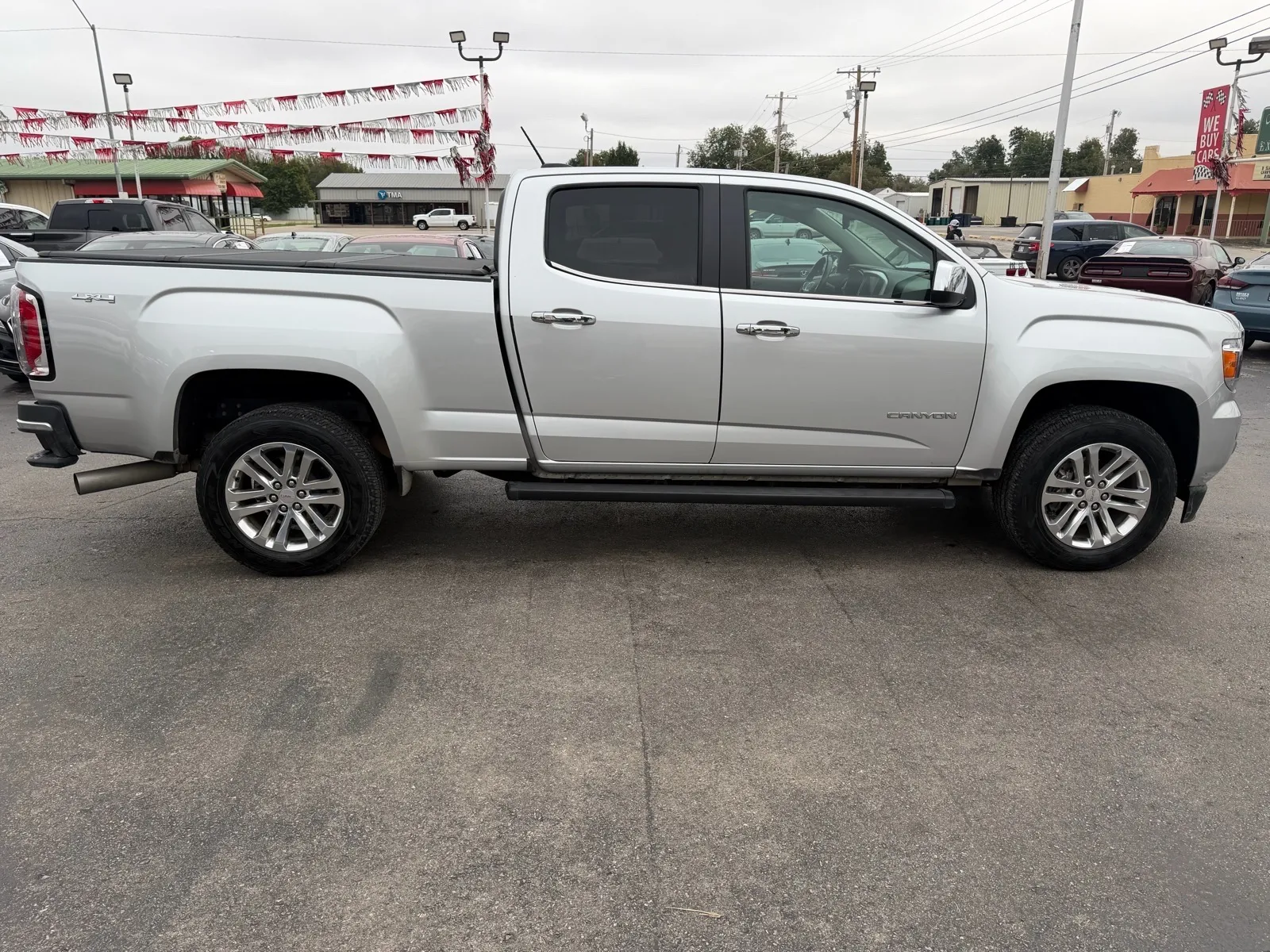 GMC Canyon photo 6