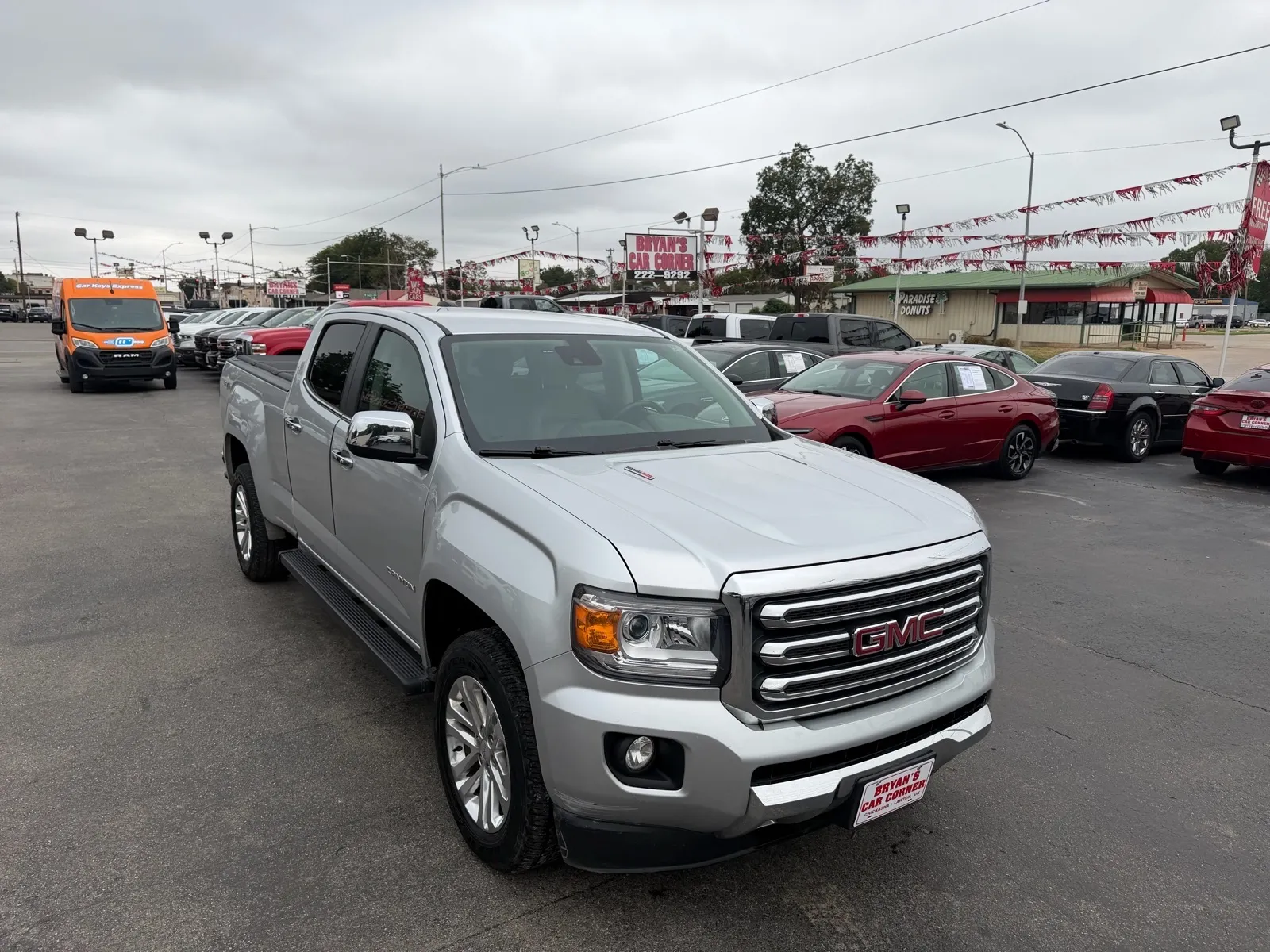 GMC Canyon photo 7