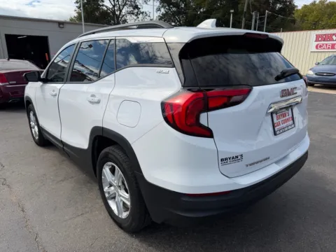 Another view of 2021 GMC TERRAIN SLE for sale in Chickasha, OK at Bryan's Car Corner Chickasha