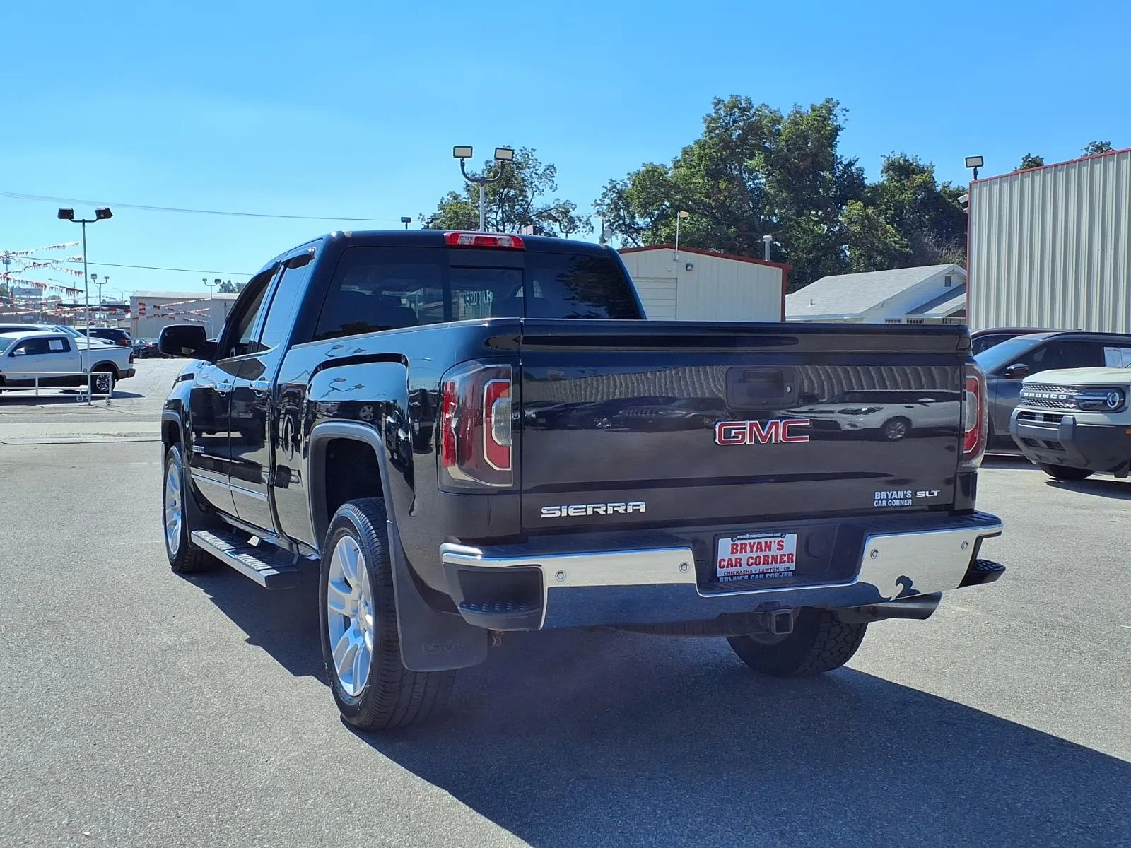 GMC Sierra photo 3