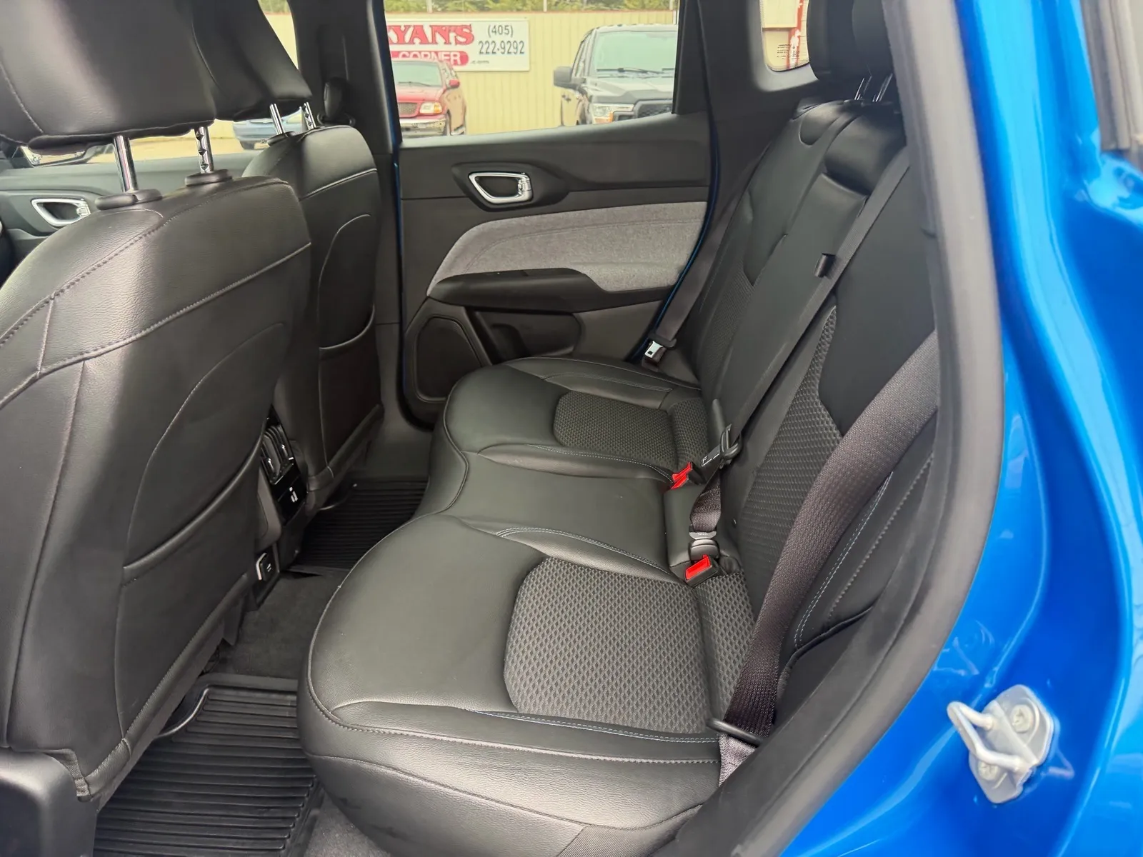 Jeep Compass photo 12