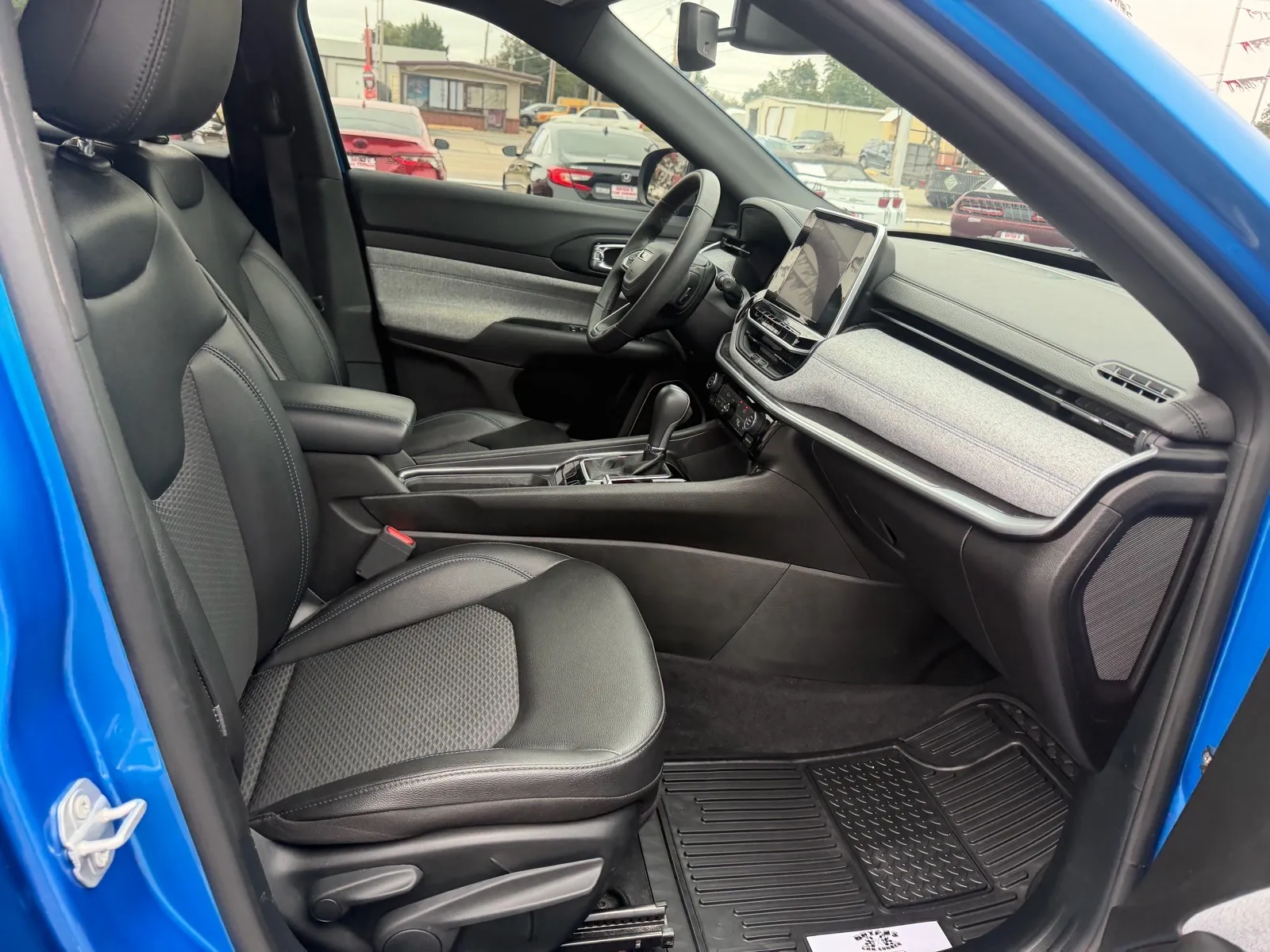 Jeep Compass photo 14