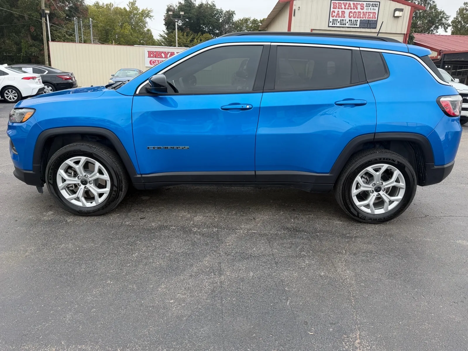 Jeep Compass photo 2