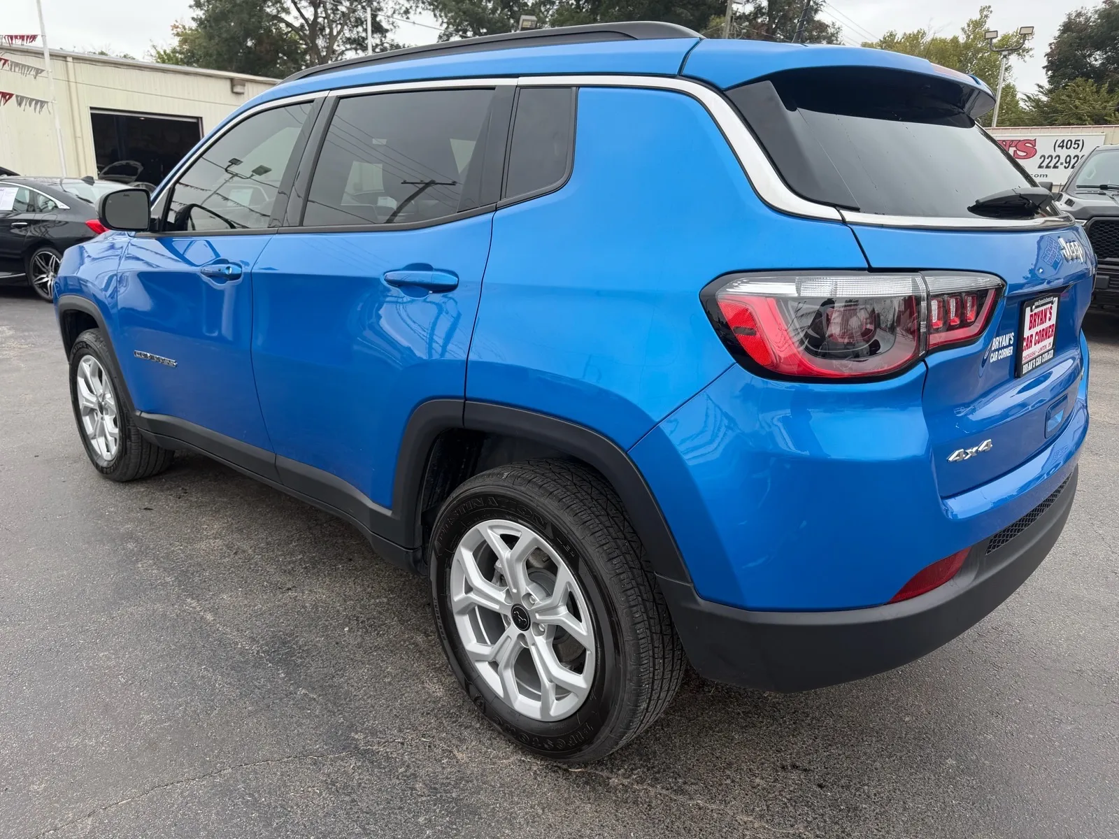 Jeep Compass photo 3