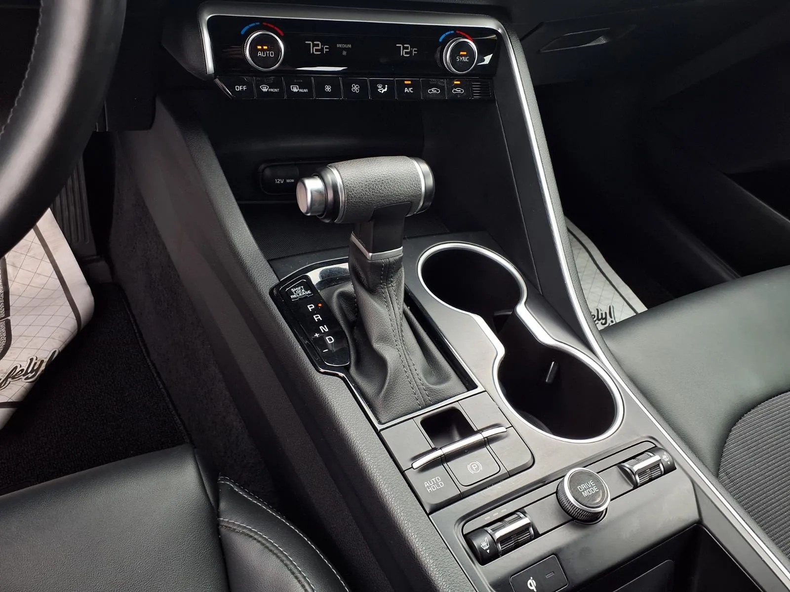 Kia K5 photo 7
