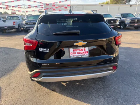 Another view of 2024 CHEVROLET TRAX 1LT for sale in Chickasha, OK at Bryan's Car Corner Chickasha