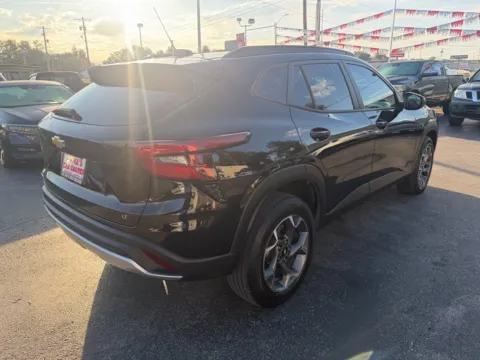 More photos of 2023 CHEVROLET BLAZER 2LT at Bryan's Car Corner Chickasha, OK