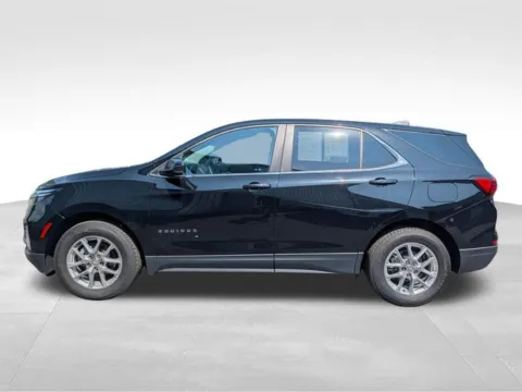 More photos of 2023 Chevrolet Equinox LT at Auto Outlets of Farmington, NY