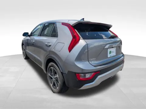 More photos of 2023 Kia Niro LX at Auto Outlets of Farmington, NY
